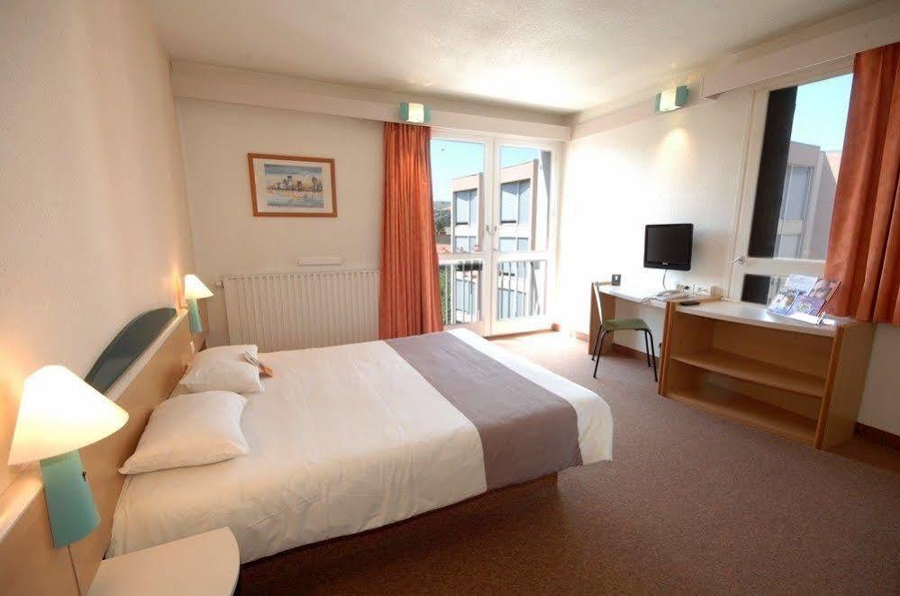 Ibis Centre Millau Hotel Eksteriør billede